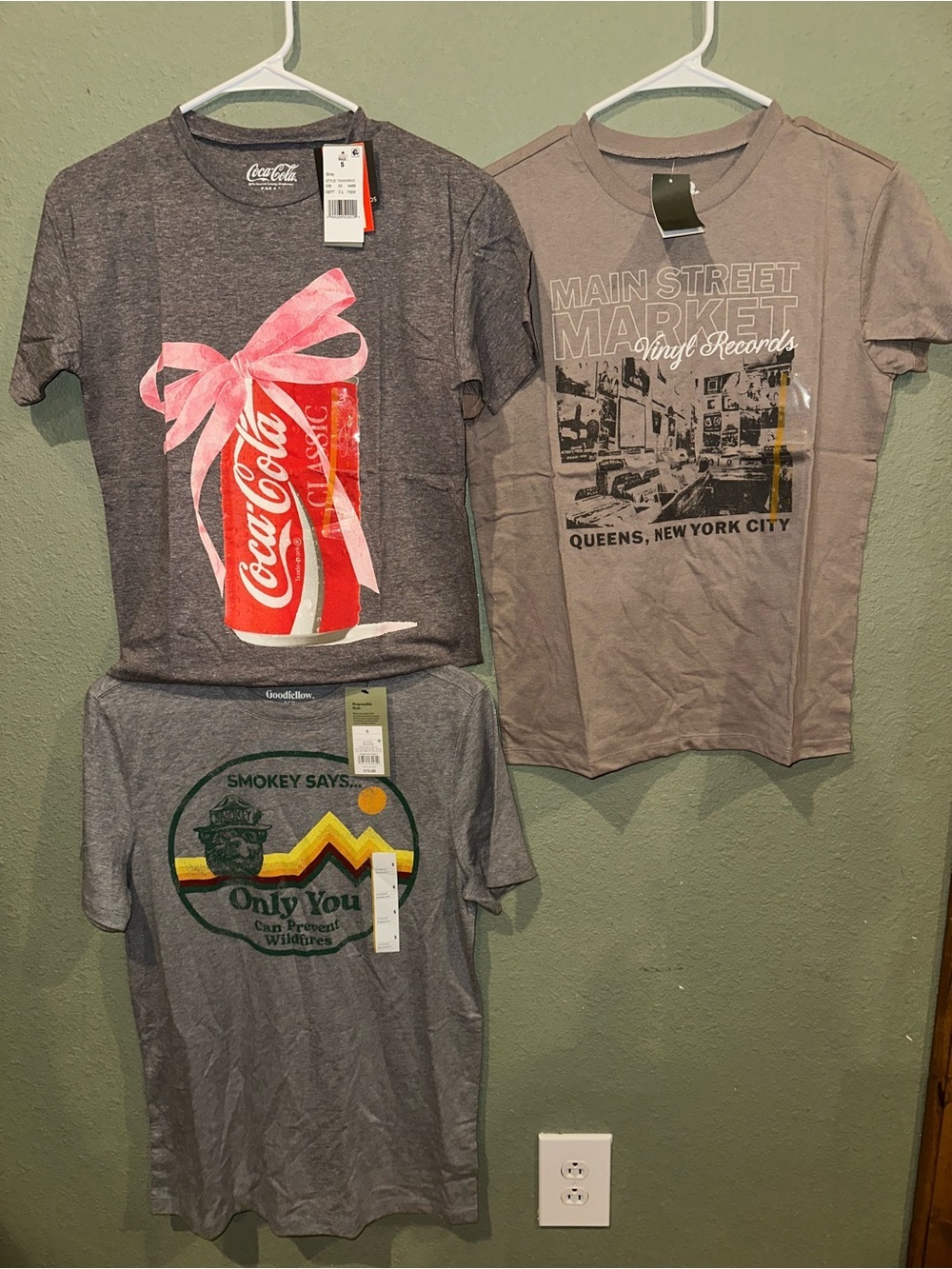 Coca-Cola Charcoal Tee with Pink Bow Can Graphic
